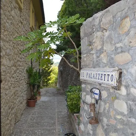 ホテル Il Palazzetto Dei Conti Ancajani 3*