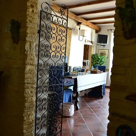 ホテル Il Palazzetto Dei Conti Ancajani Montecchio