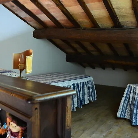 Il Palazzetto Dei Conti Ancajani ホテル 3*