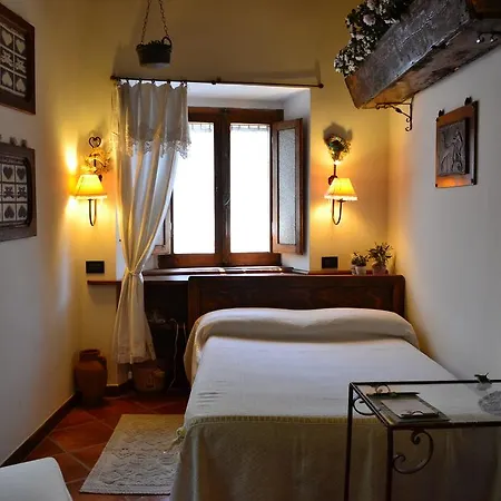 Il Palazzetto Dei Conti Ancajani ホテル